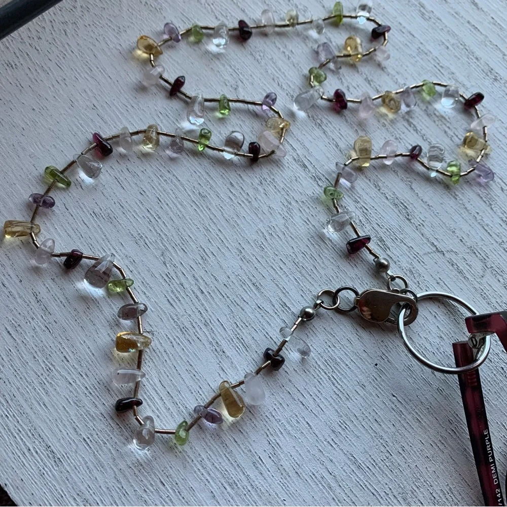 Eyeglass Necklace with Multicolor Beads and Front Clasp